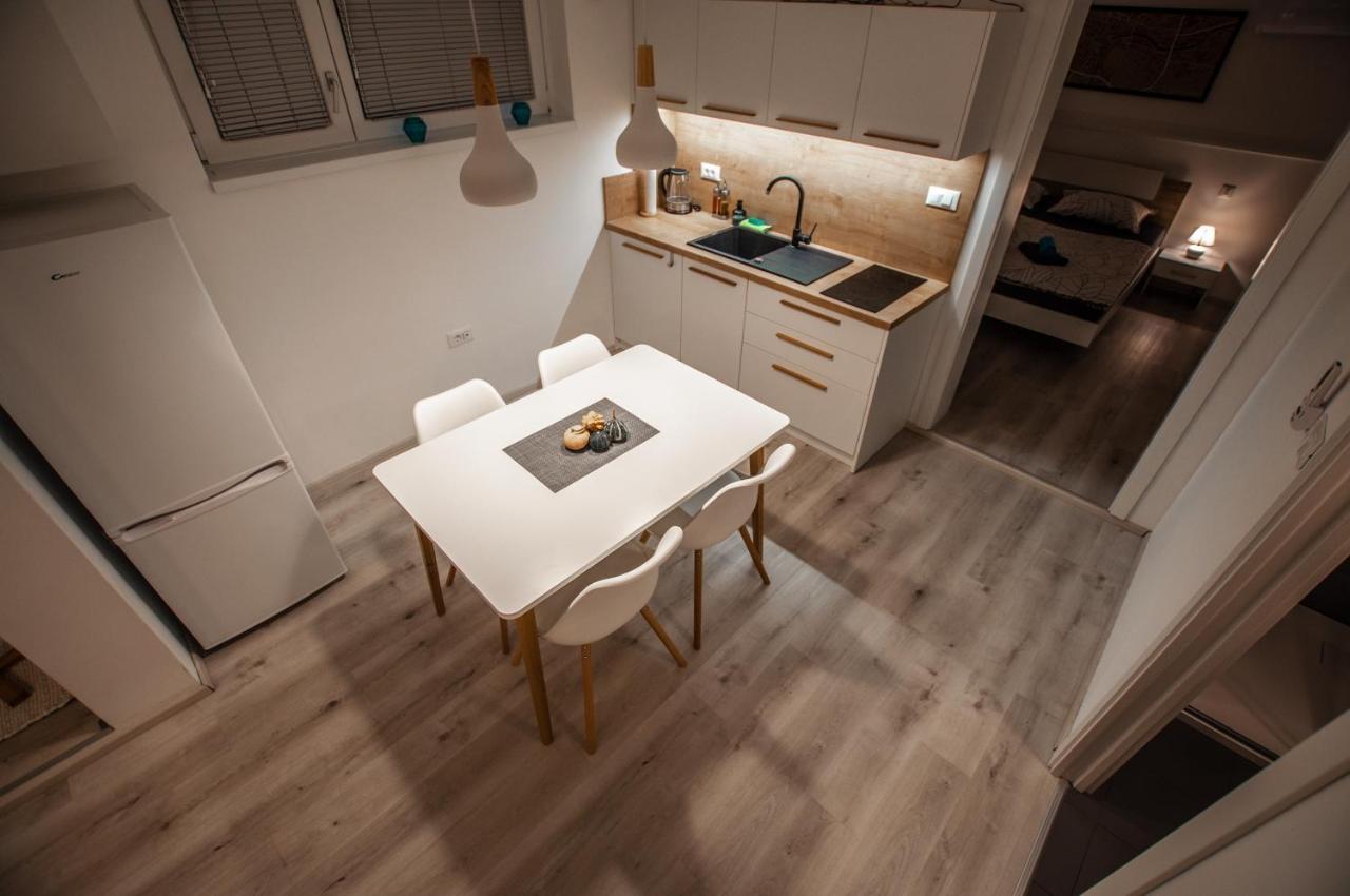 Cozy Little Apartments อิก ภายนอก รูปภาพ